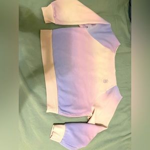 Wide shoulder hoodie